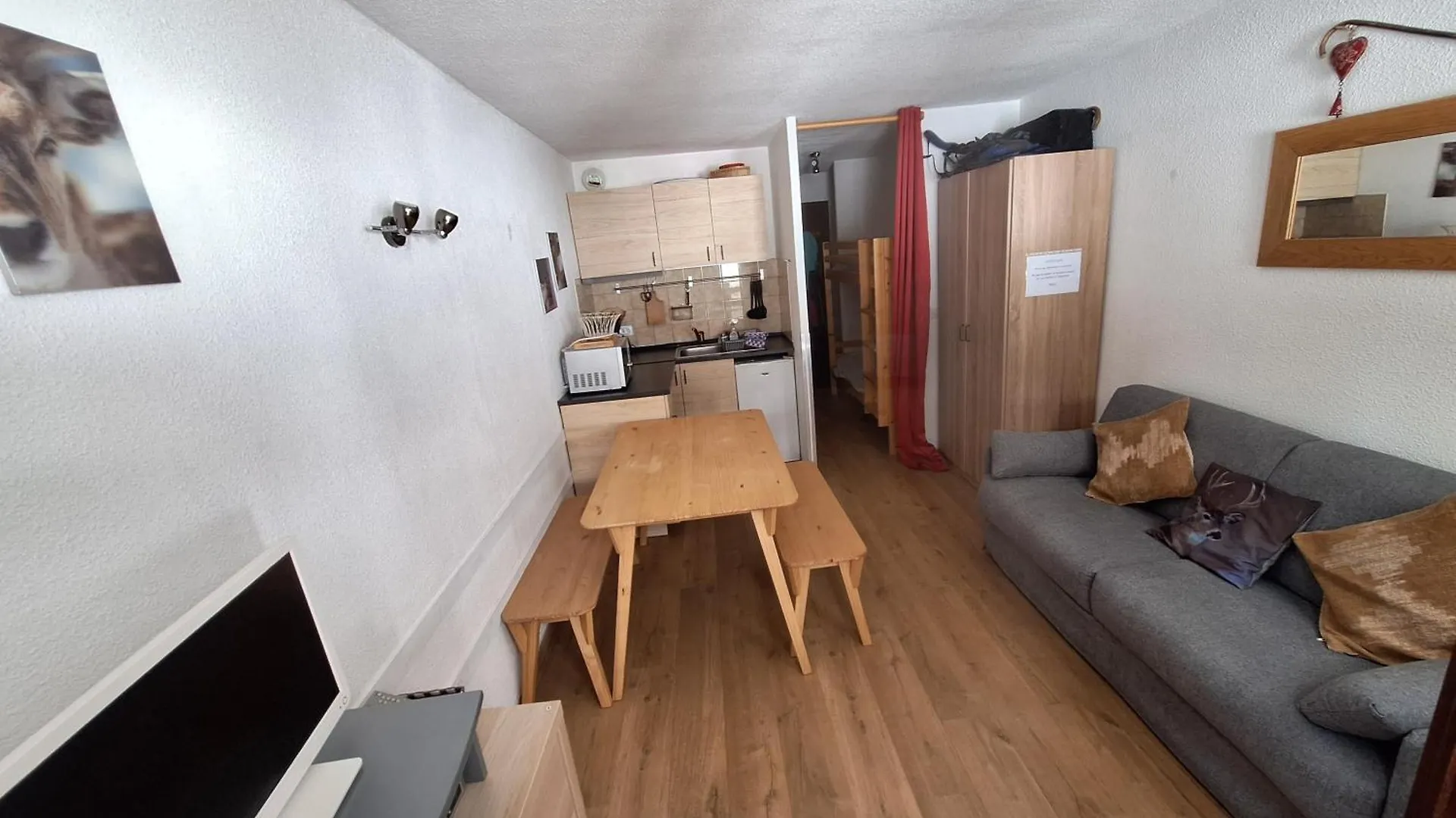 Apartment Studio Renove Au Pied Des Pistes La Rosiere Montvalezan France